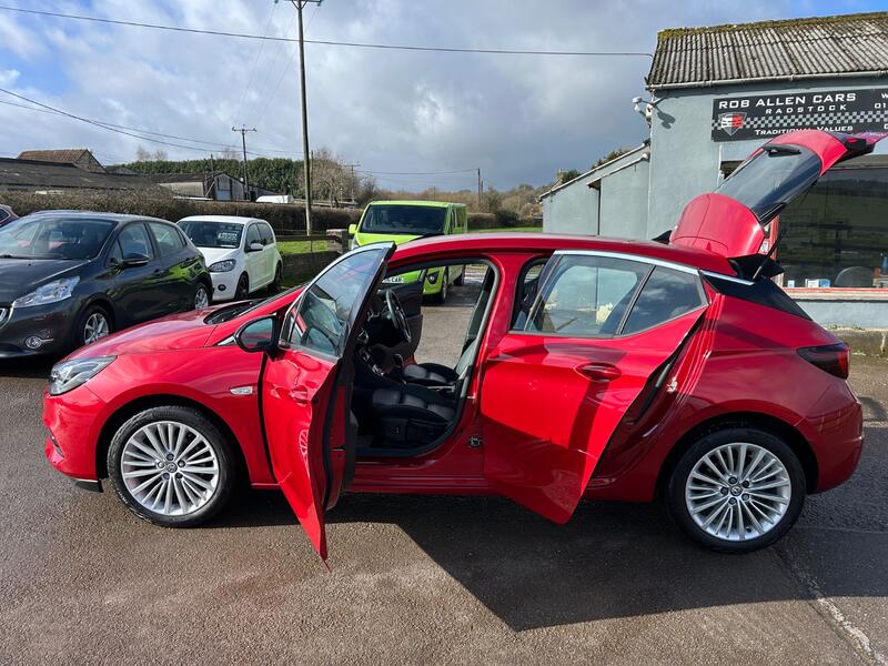 VAUXHALL ASTRA