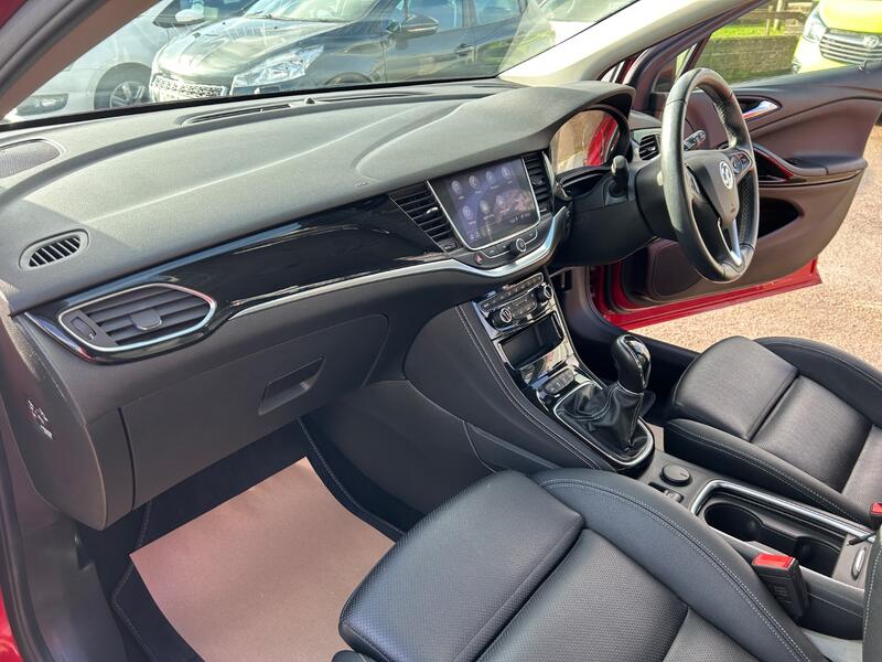 VAUXHALL ASTRA