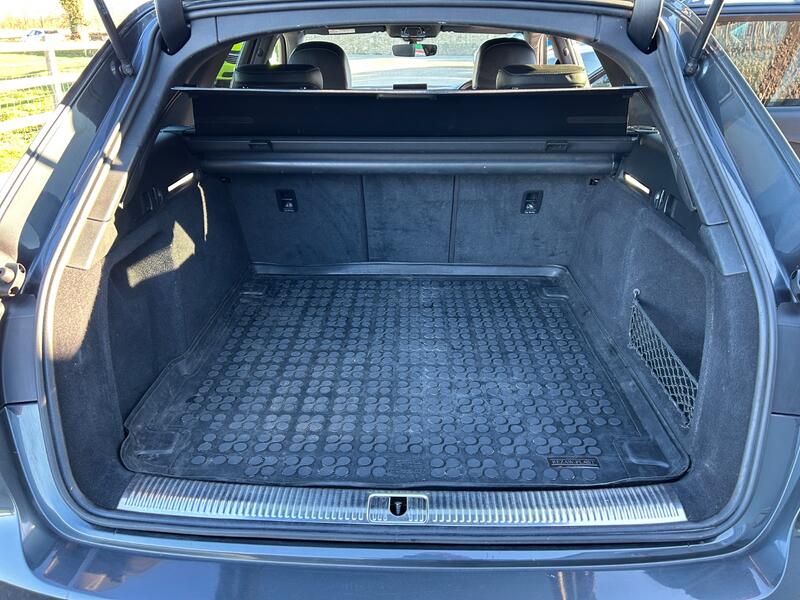 AUDI A4 AVANT