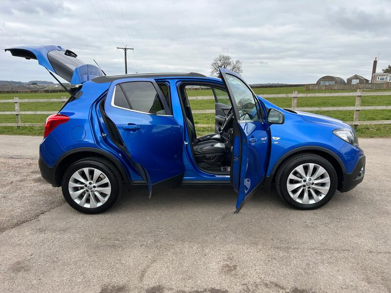 VAUXHALL MOKKA