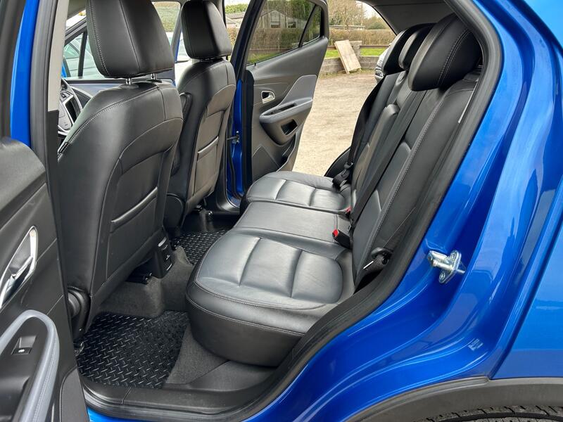 VAUXHALL MOKKA