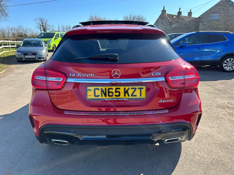 MERCEDES-BENZ GLA CLASS