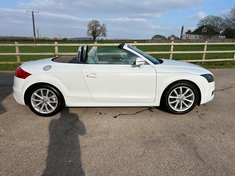 AUDI TT