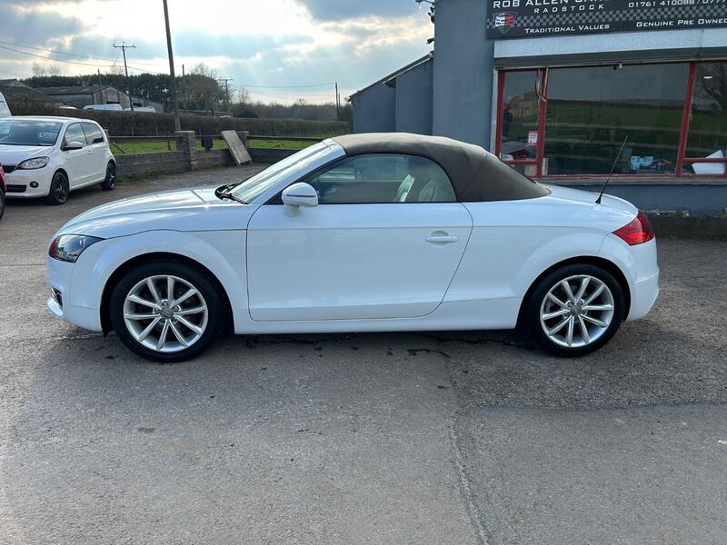 AUDI TT