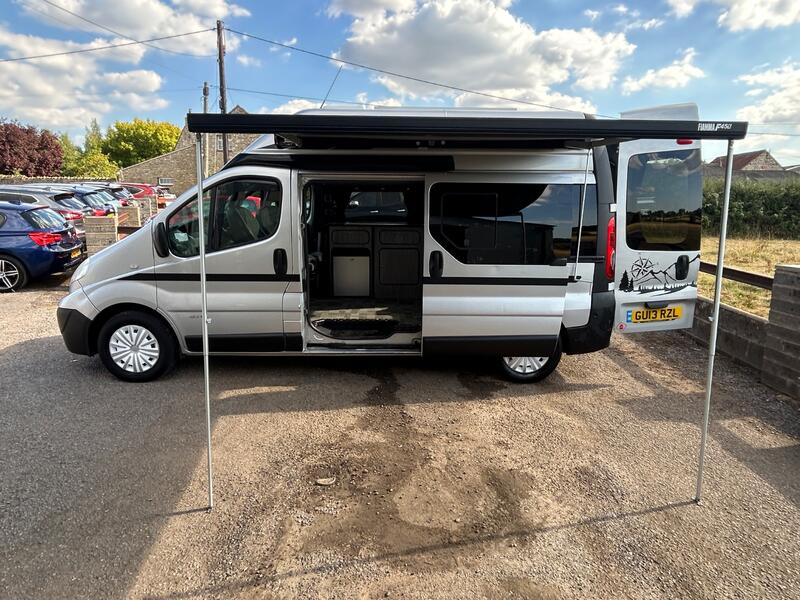 NISSAN PRIMASTAR