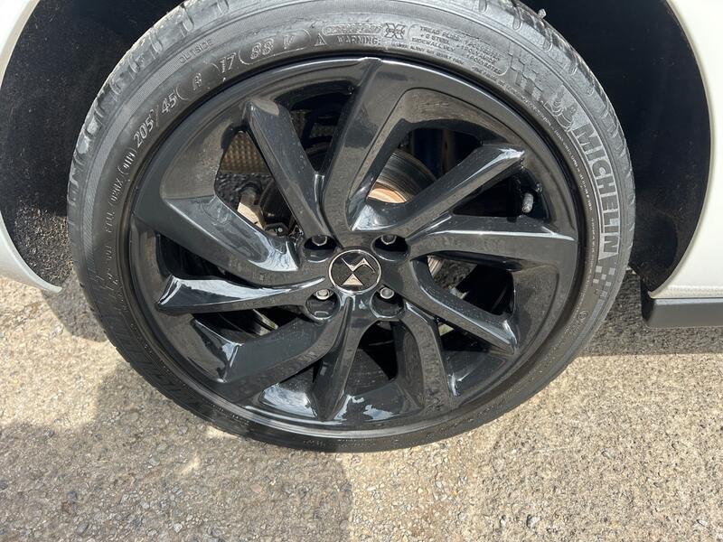 DS AUTOMOBILES DS 3