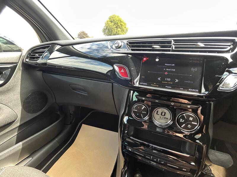 DS AUTOMOBILES DS 3